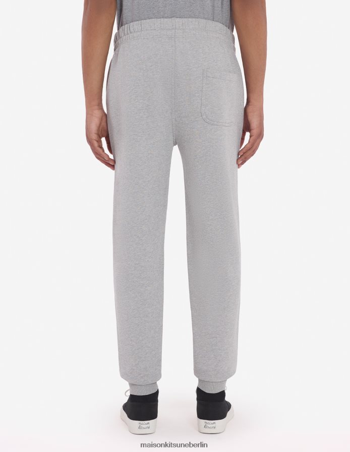 Kleidung V2DHL312 graue Melange Männer Klassische Jogginghose mit Fox-Patch von Chillax Maison Kitsune