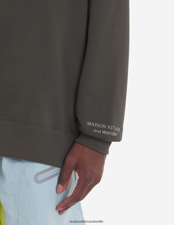 Kleidung V2DHL215 khaki Männer MK x and Wander Dry Baumwoll-Sweatshirt Maison Kitsune